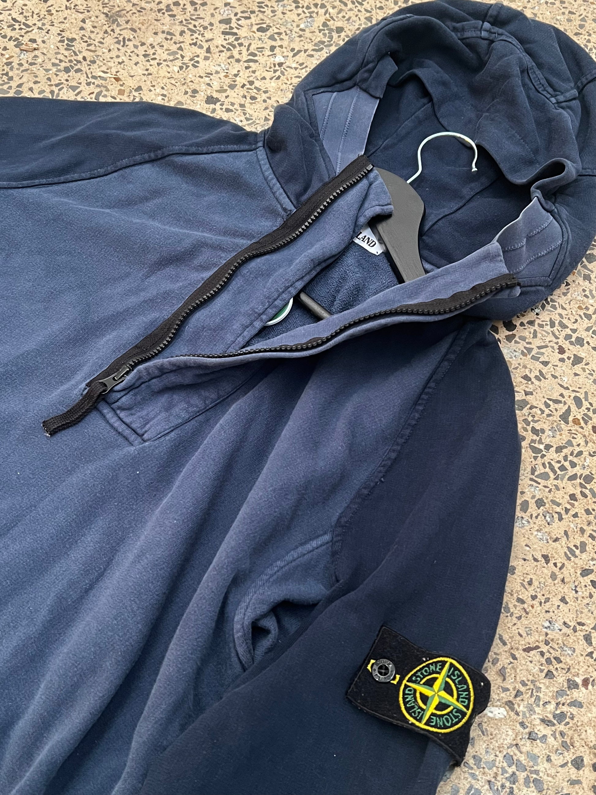 Stone Island Navy Half-Zip Hooded Sweatshirt (S) – (08–012 Vintage)