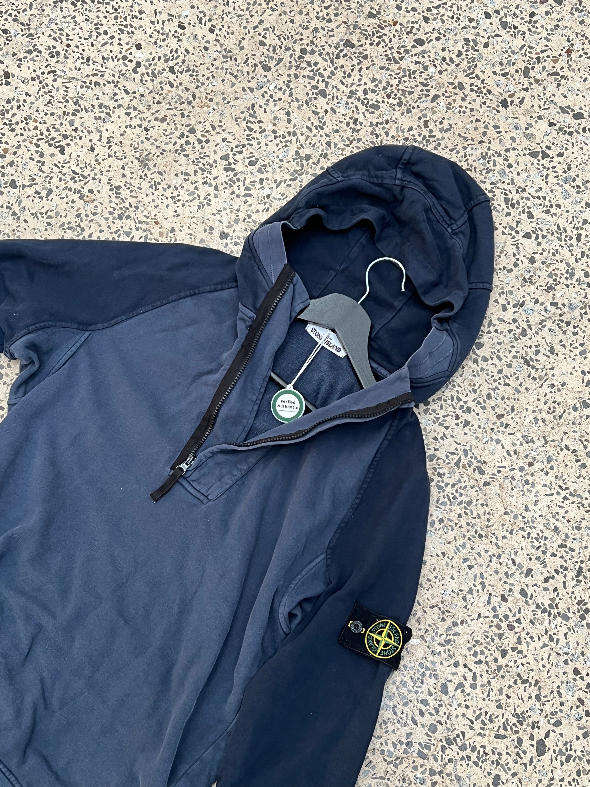 Stone Island Navy Half-Zip Hooded Sweatshirt (S) – (08–012 Vintage)