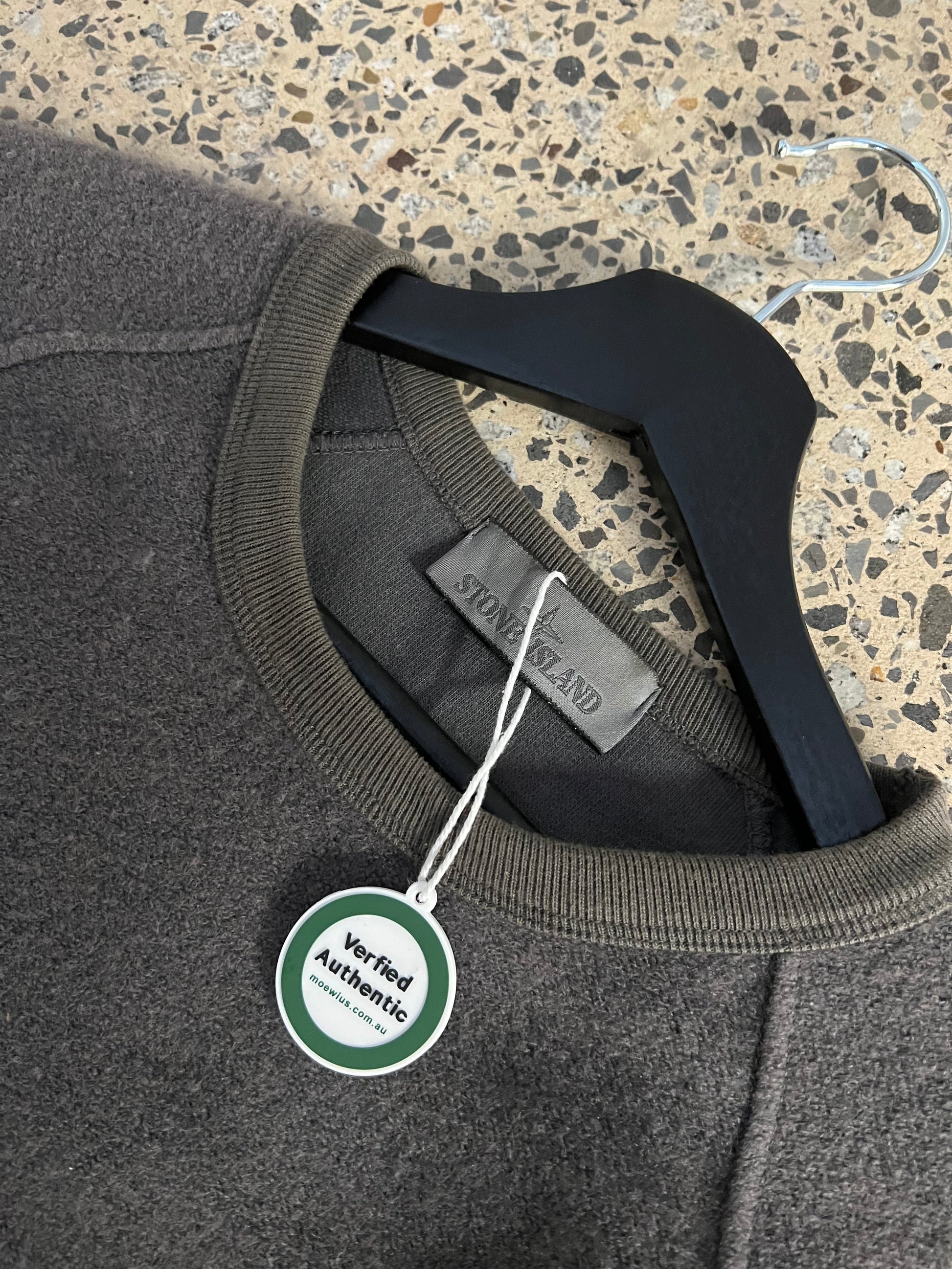 Stone Island (Ghost Line) Fleece Crewneck – Tonal Patch Sweatshirt (S/M)