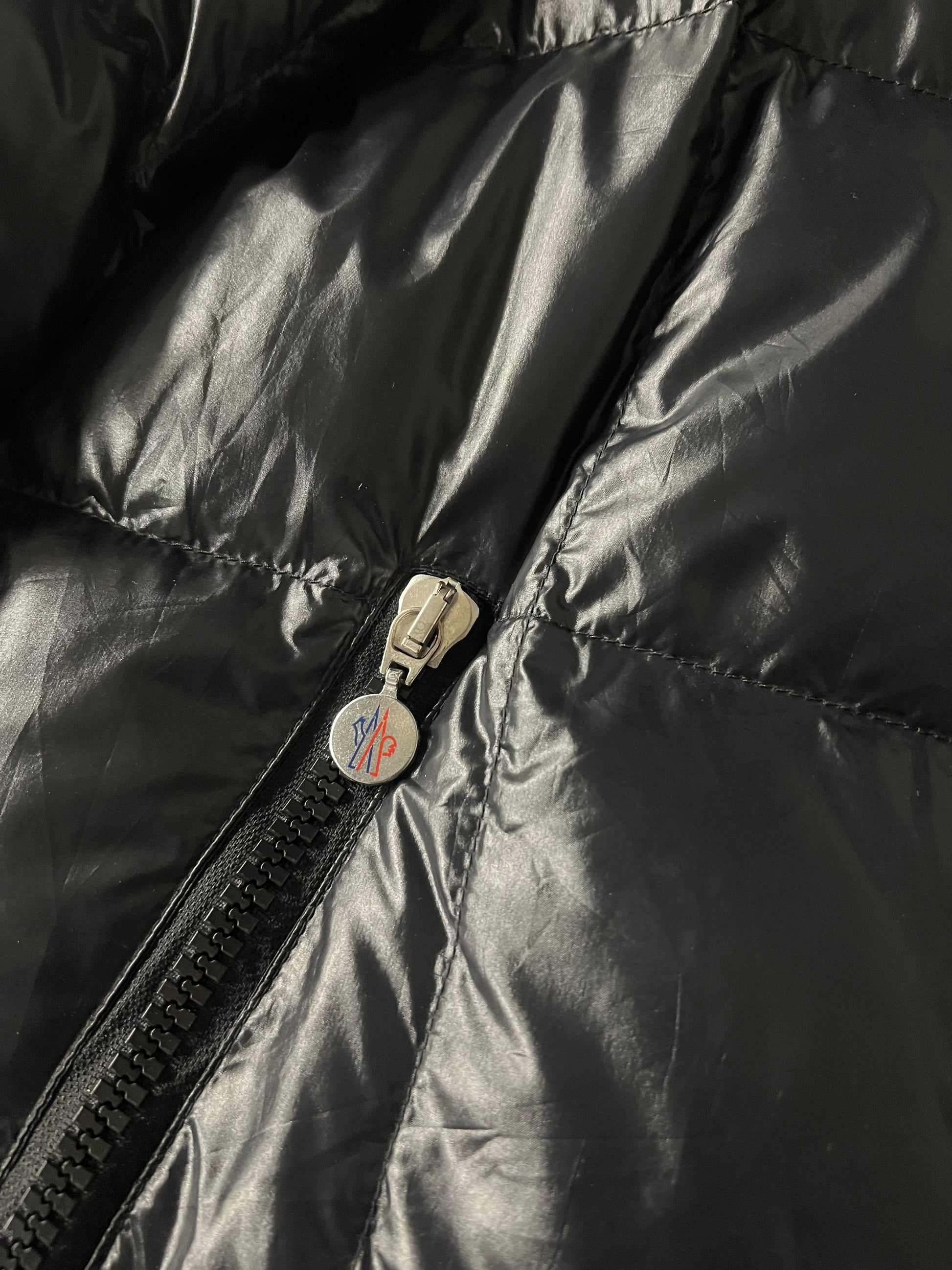 Moncler Black / Olive Green Glossy Reversible Down Jacket (M)