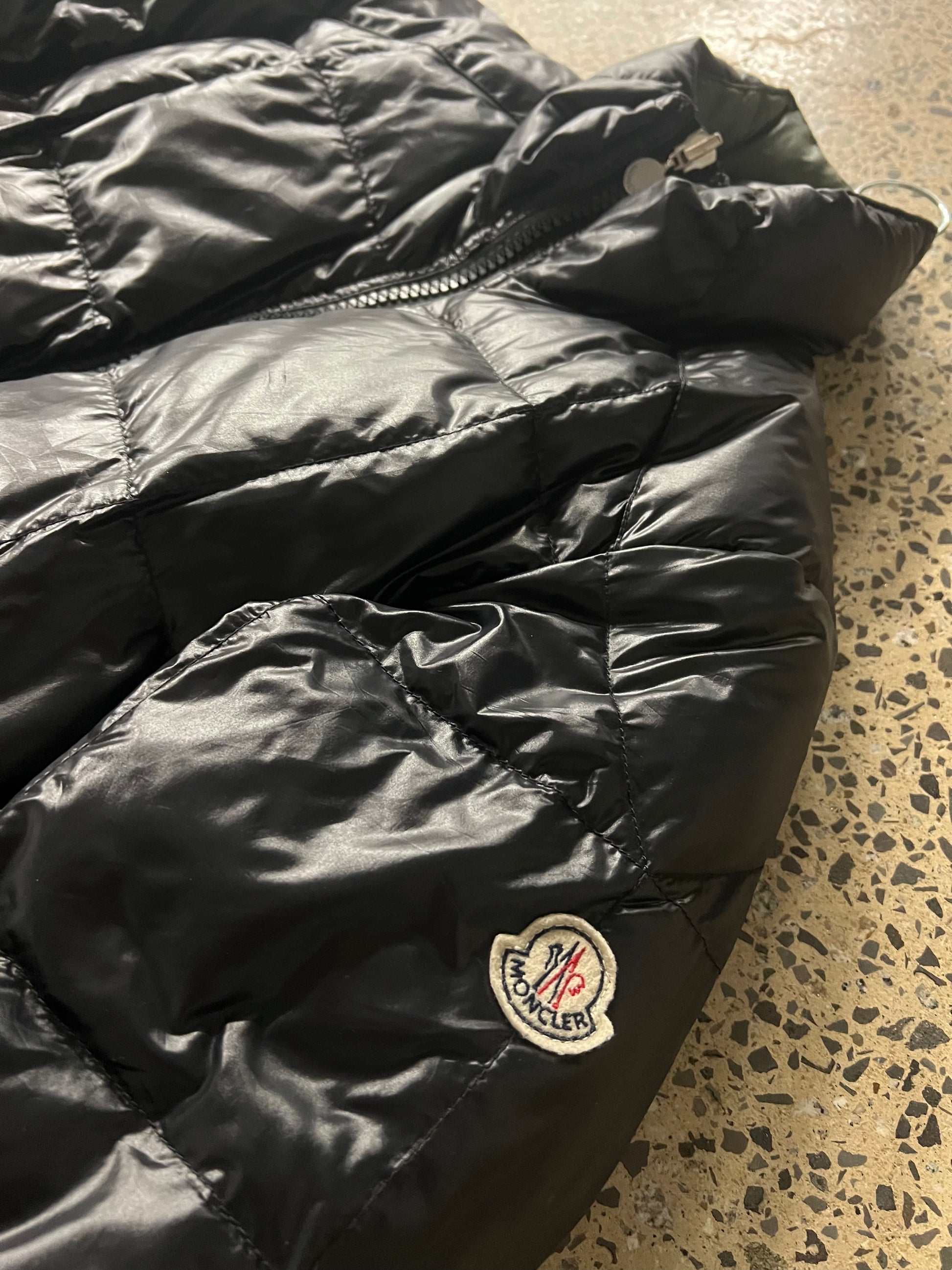 Moncler Black / Olive Green Glossy Reversible Down Jacket (M)