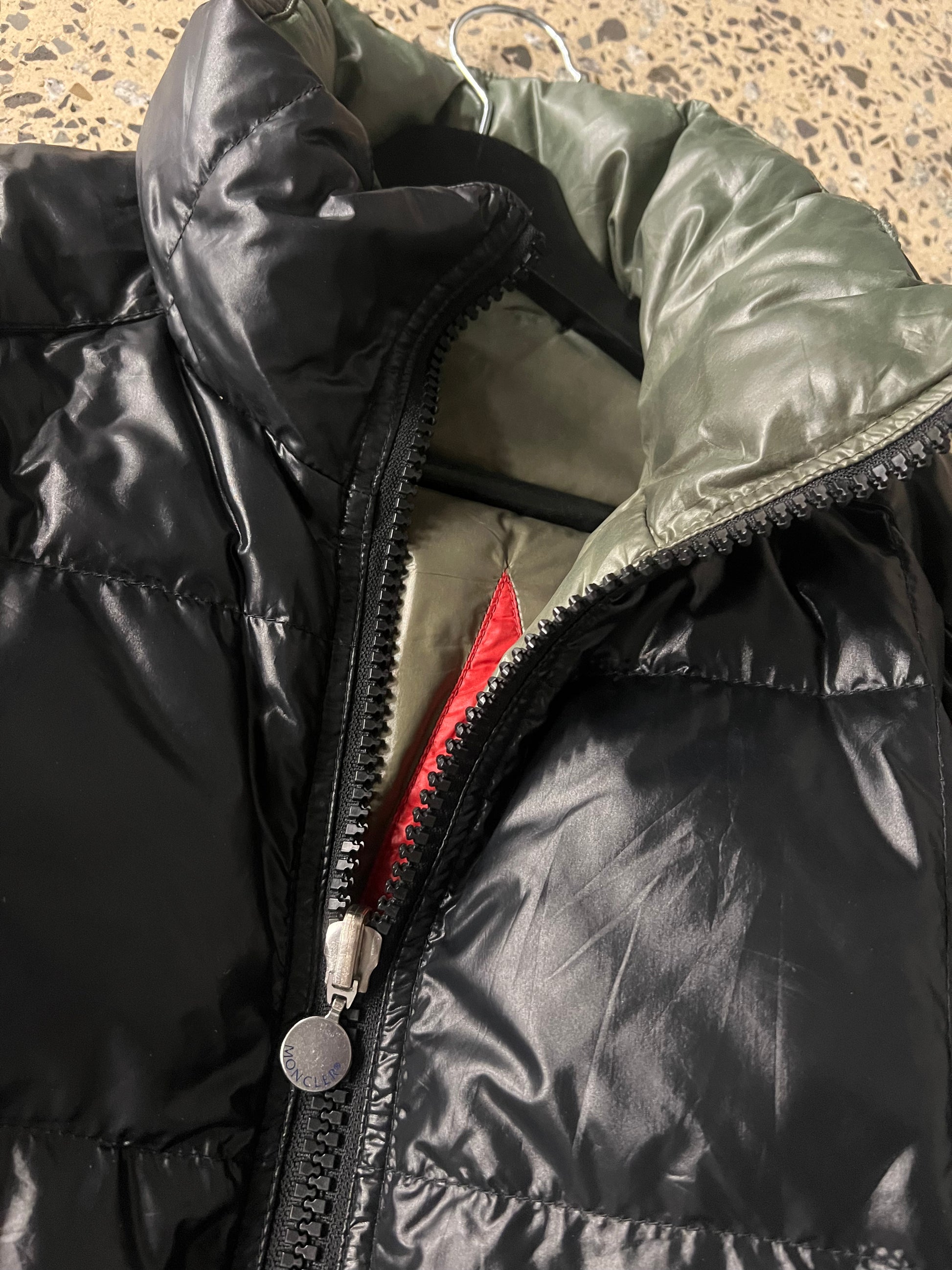 Moncler Black / Olive Green Glossy Reversible Down Jacket (M)
