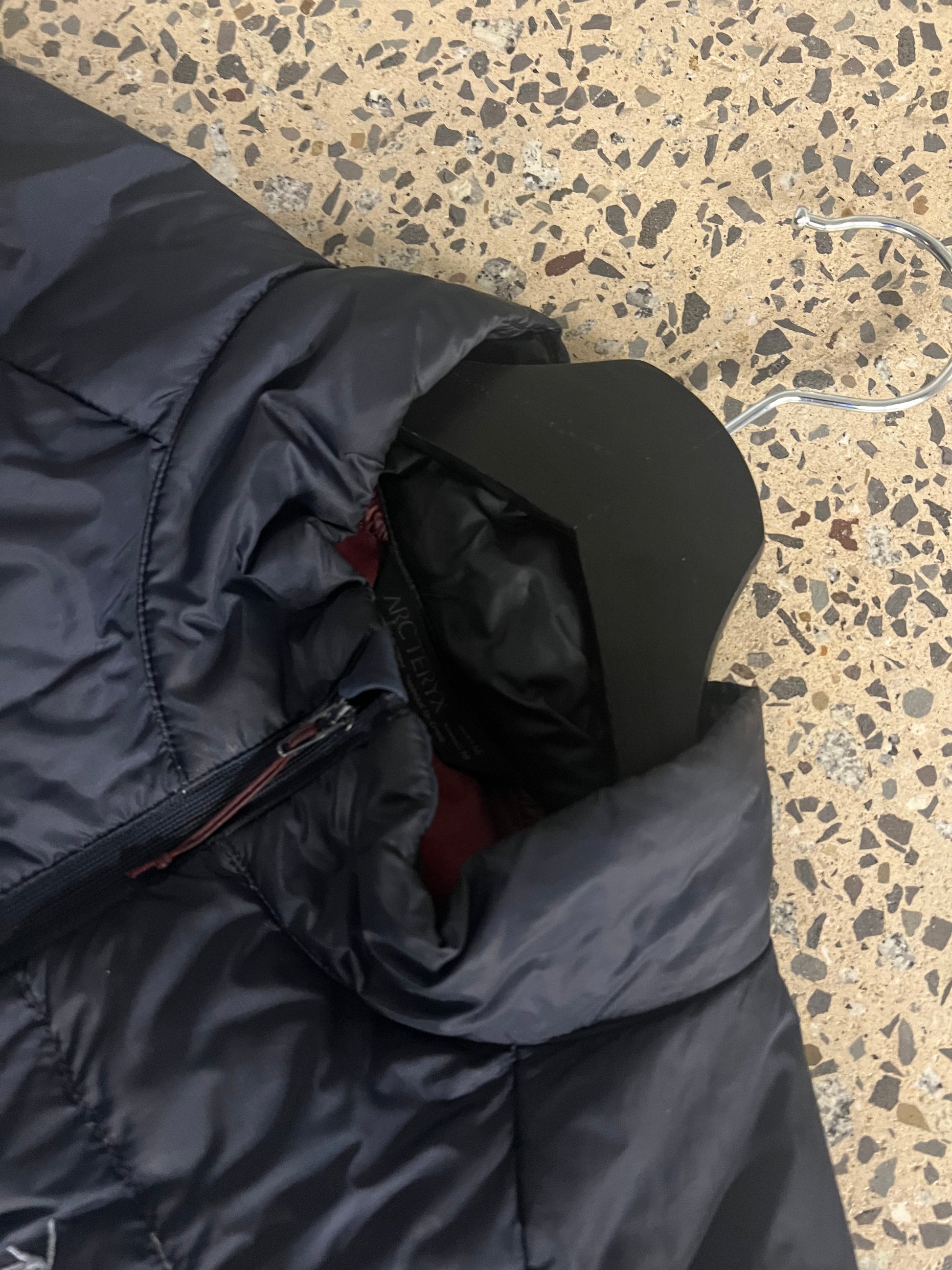 Navy Arc’teryx Cerium LT Down Jacket (M)
